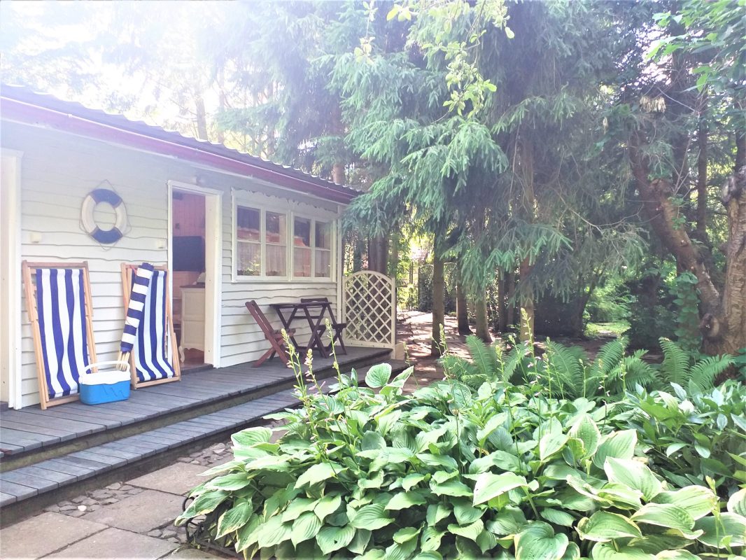 Domki Zielono Mi Domek w Sadzie (29)