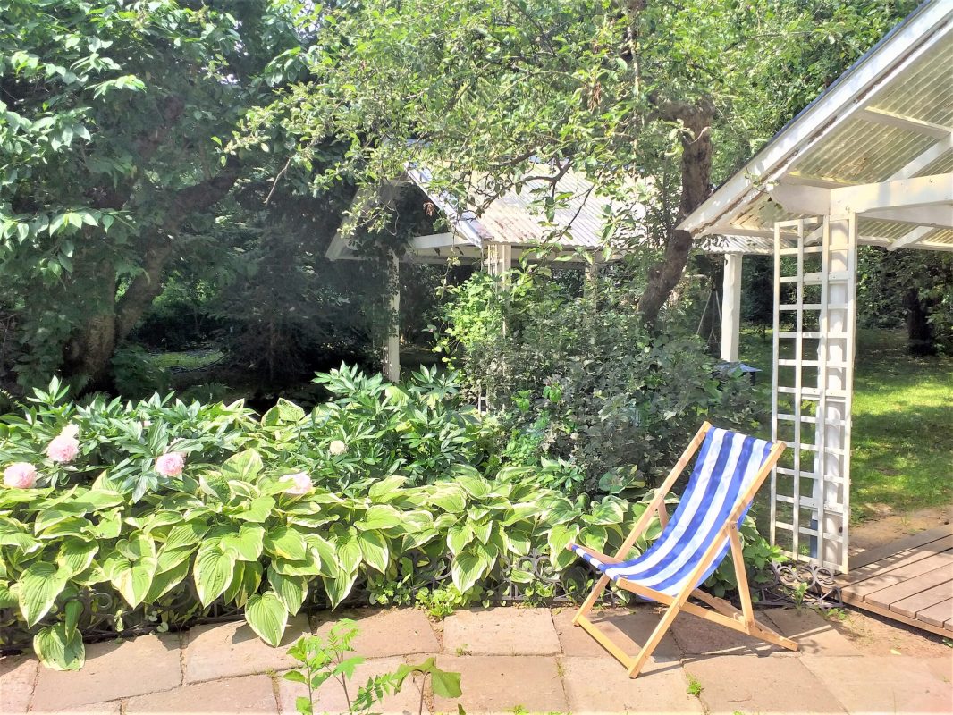 Domki Zielono Mi Domek w Sadzie (5)